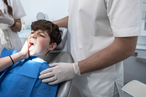 Best Emergency Broken Tooth Repair in Sturgeon, MO